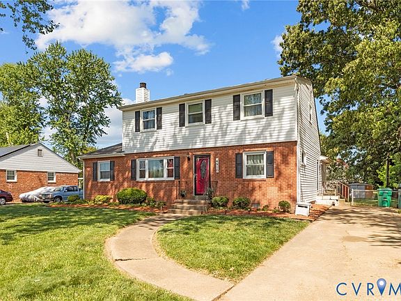 3rd image of 4910 Greenleigh Rd