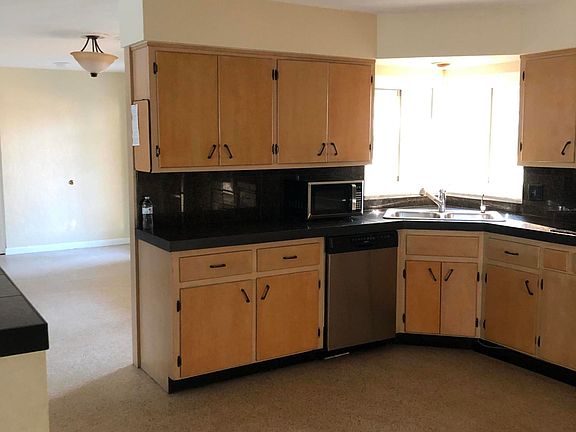 2nd image of 350 Harwood Ave
