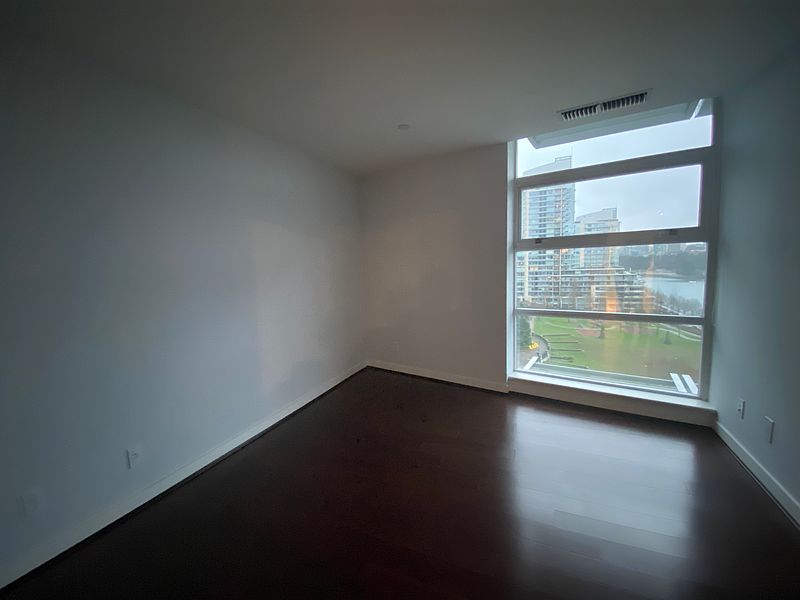 Vancouver Apartment for rent - 2 Bedrooms — photo 19