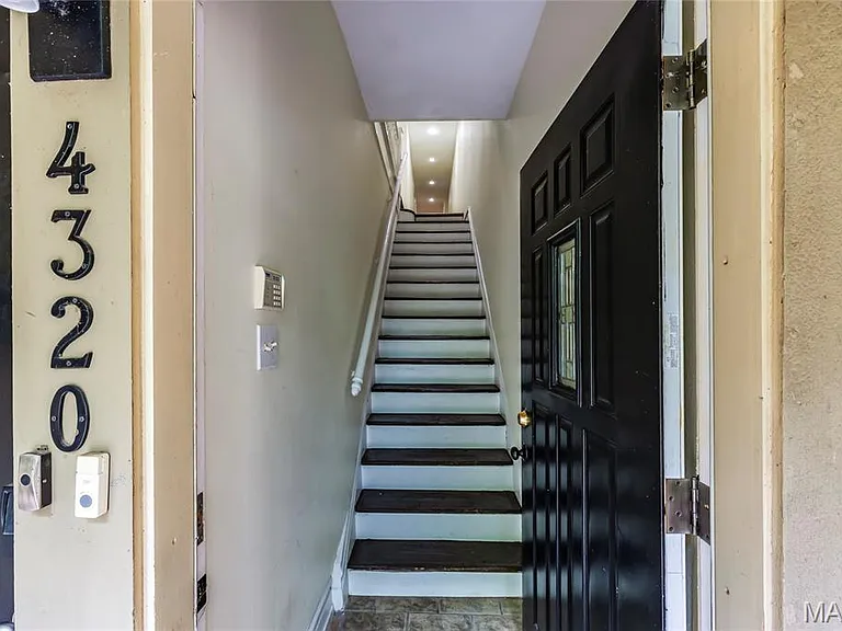 4320 W Pine Blvd #A — Photo 4