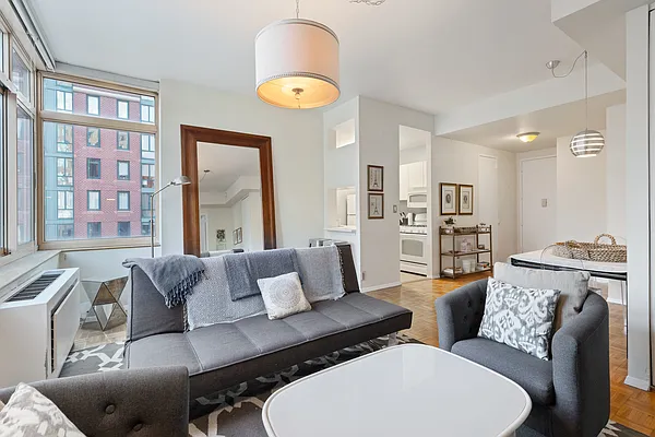 Rented by Nest Seekers International | media 10