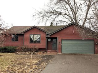 16213 Goodview Trl, Lakeville, MN 55044