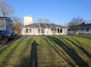 727 Skyline Dr, Barrington, IL