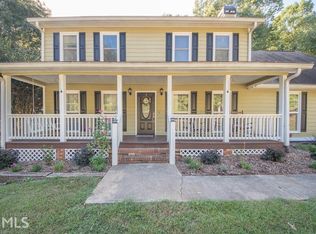 125 Benjamin Cir, Fayetteville, GA