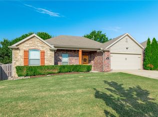 3243 N Raven Ln, Fayetteville, AR 72704