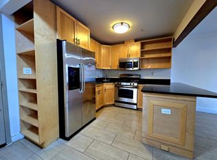 571 Carroll St APT 4B, Brooklyn, NY 11215