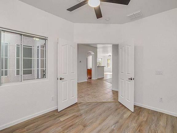 5th image of 18137 W Port Royale Ln
