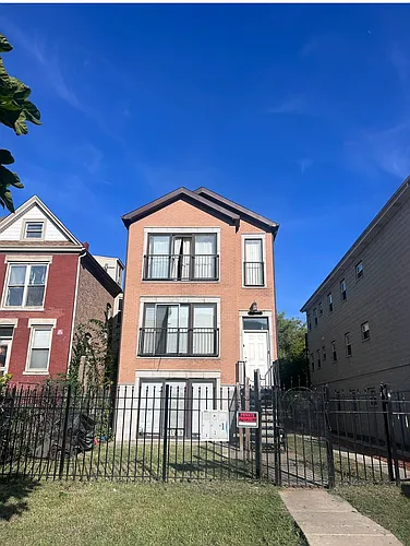 5905 S Indiana Ave #1 Photo 1
