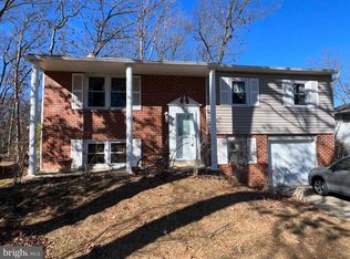 113 Woodring Ln, Newark, DE 19702