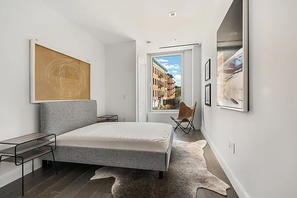 Rented by Compass | media 23