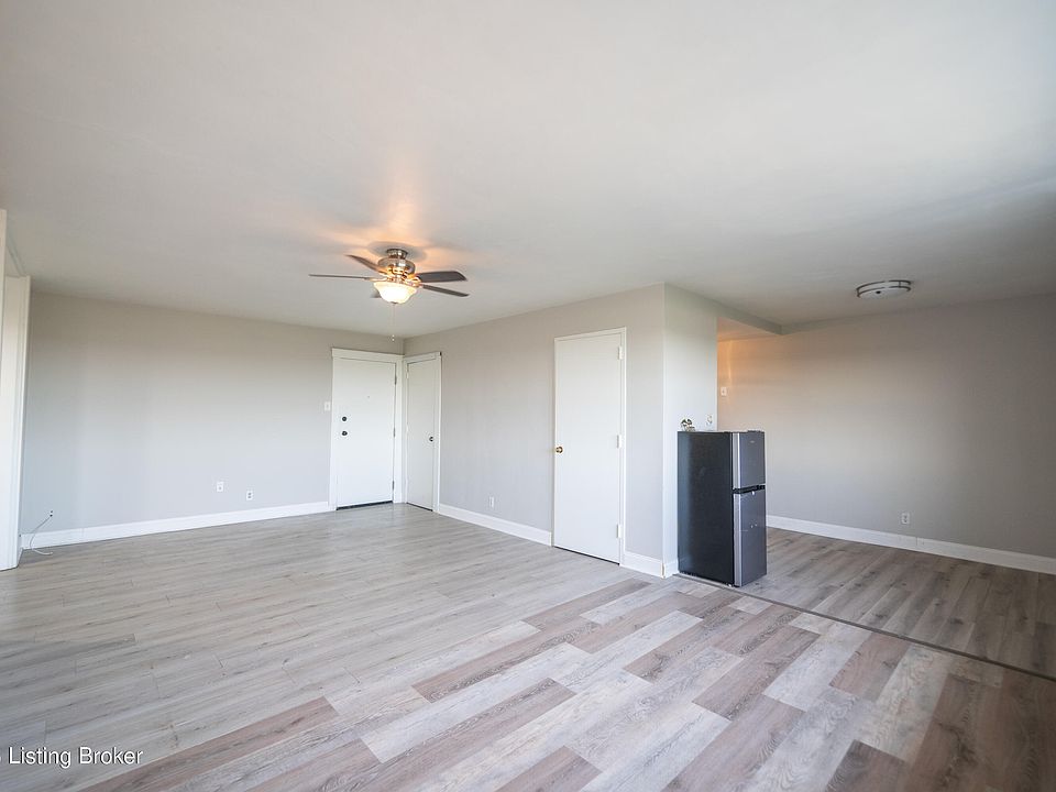 3320 Bardstown Road The Brown Condominiums V9 3320 Bardstown Rd