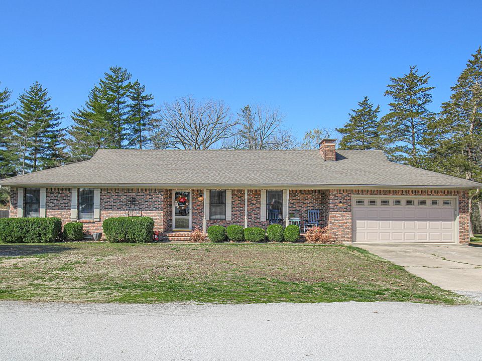 1st image of 712 Lone Pine Dr