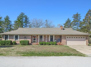 712 Lone Pine Dr, Berryville, AR 72616