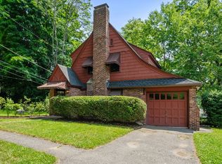 3 Ellestuen Rd, Worcester, MA 01606