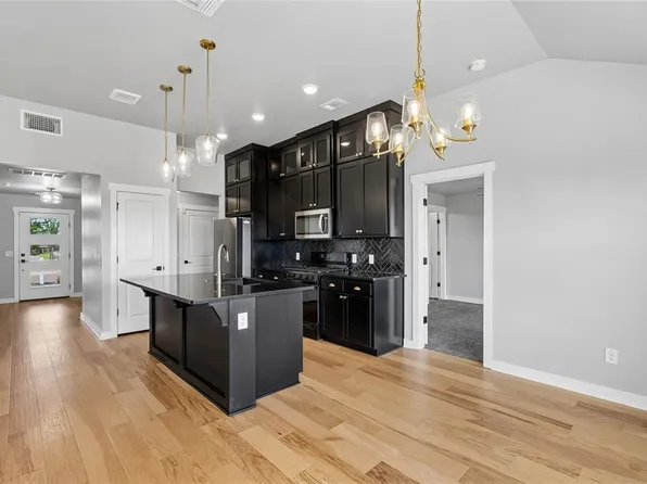 3804 NW 177th St, Edmond, OK 73012