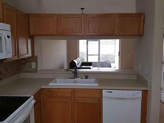 4th image of 12311 Kensington Lakes Dr Unit 1402