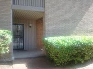 4754 Oakbrook Ct, Memphis, TN 38117