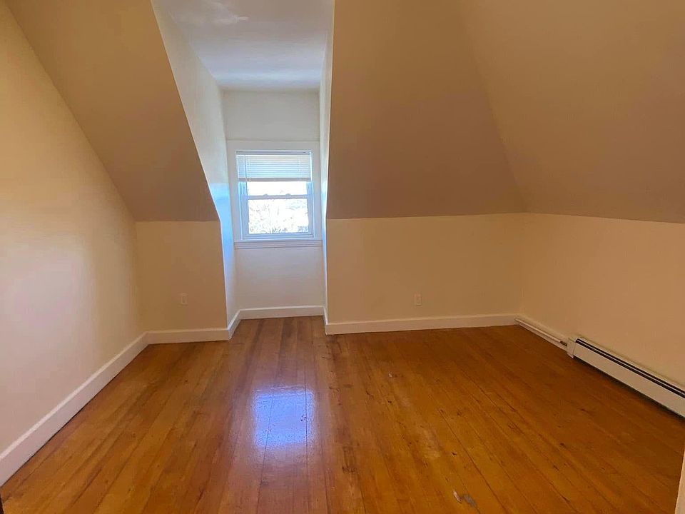 32 Hastings St West Roxbury MA Zillow