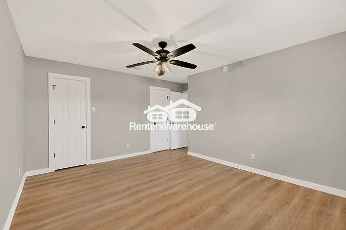 507 S Spring Creek Dr — Photo 29