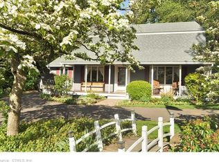 568 East St N, Suffield, CT 06078