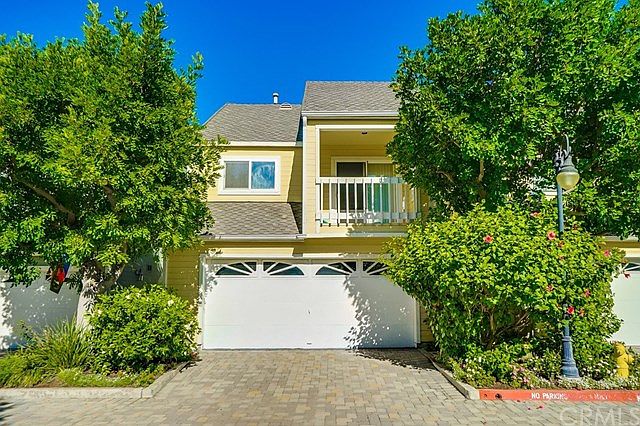 1st image of 6025 Loynes Dr #5