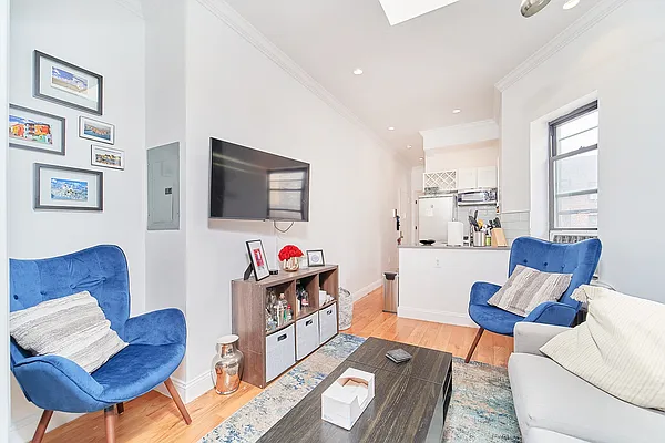 Rented by Living New York | media 21