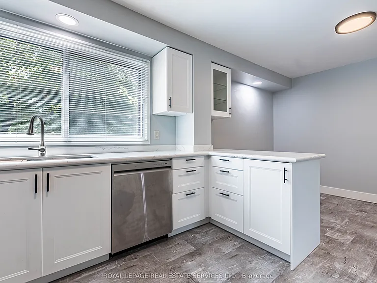 1855 Maple Ridge Dr #35 — Photo 23