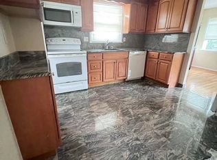 223-06 56th Ave FLOOR 2, Oakland Gardens, NY 11364