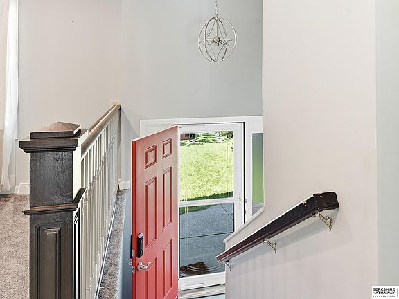2nd image of 11005 Sahler St