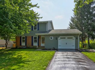 132 Owl Hill Rd, Lititz, PA 17543