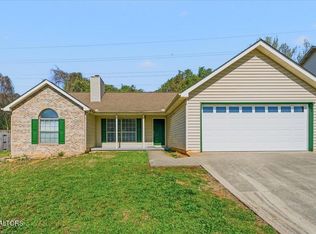 8765 Brucewood Ln, Knoxville, TN 37923