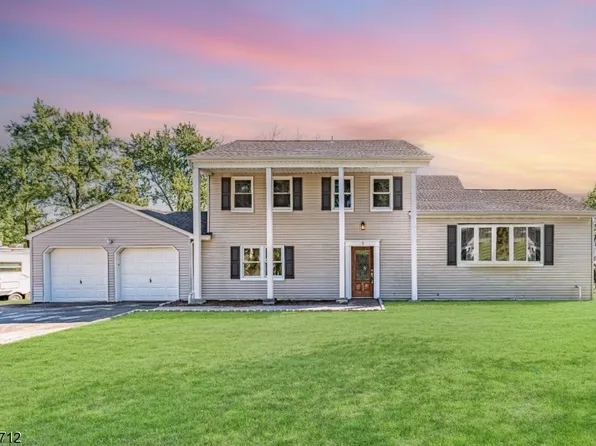 3 Cherry Ln, Parsippany-Troy Hills Twp., NJ 07054