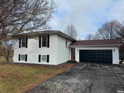 110 Brandy Dr, Mackinaw, IL, 61755