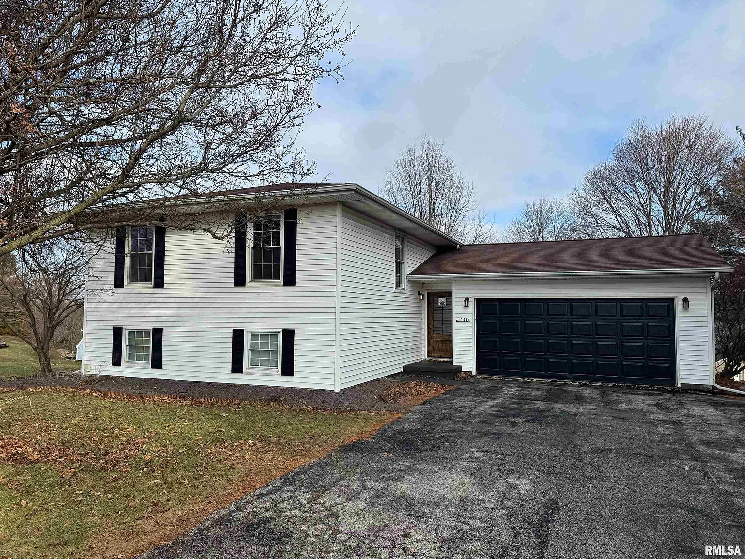 110 Brandy Dr photo 1
