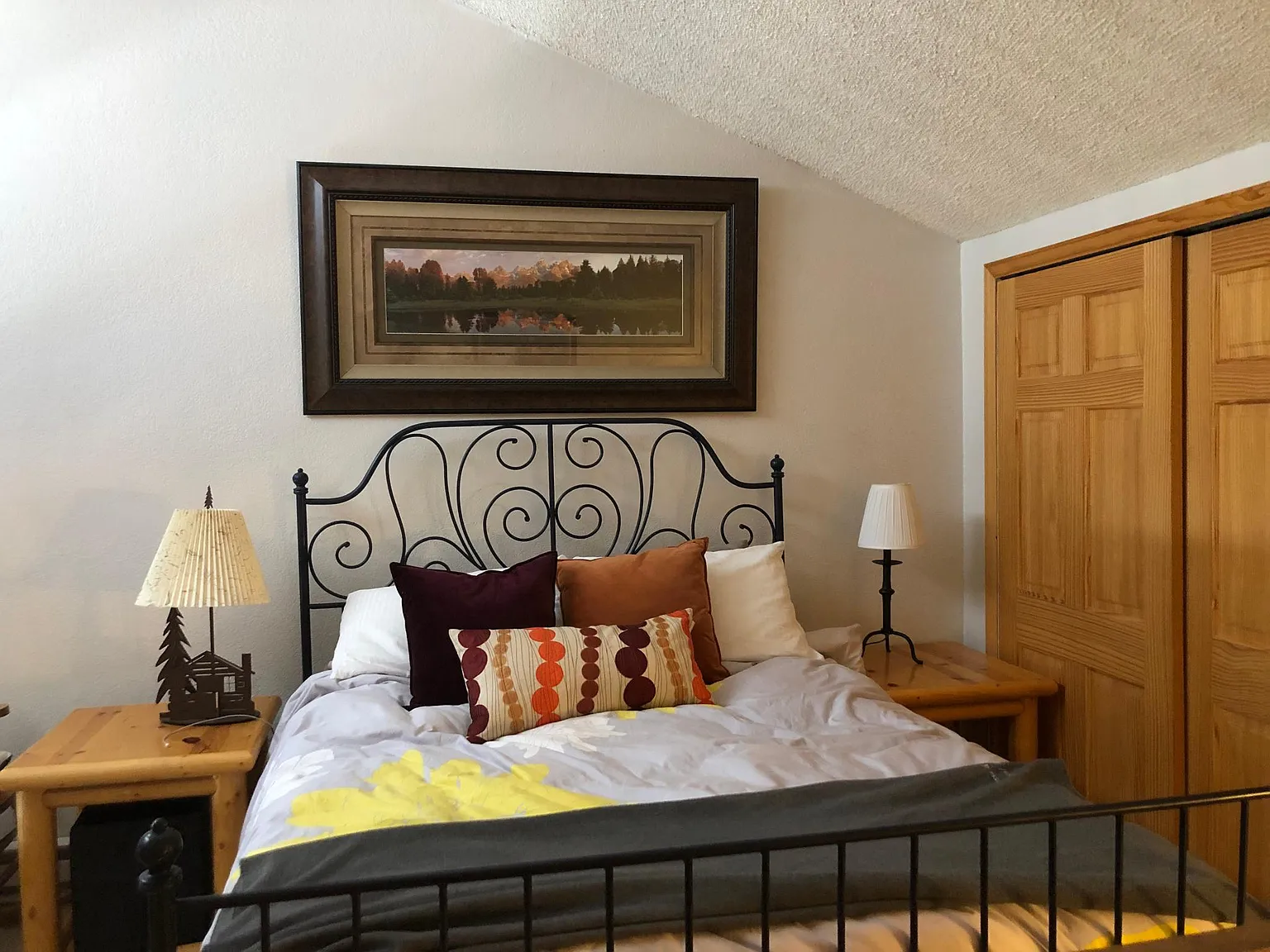 3 bed, 1100 sqft, $3,100 — Photo 4