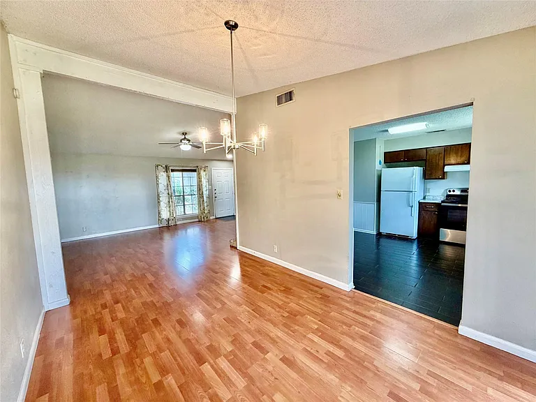 12317 Willow Wild Dr #B — Photo 9