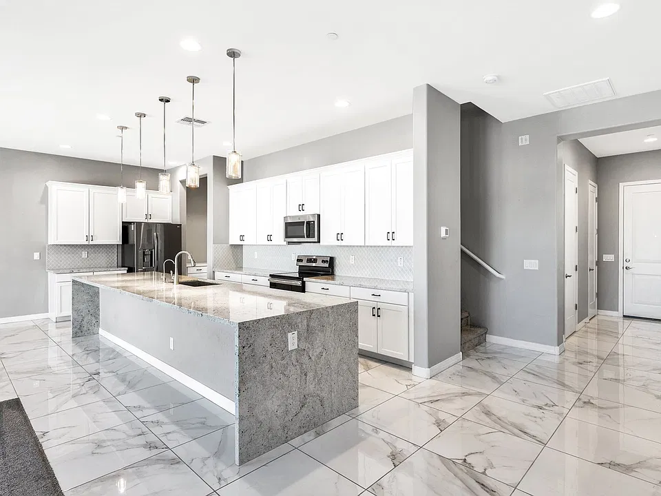 7342 W Phelps Rd
