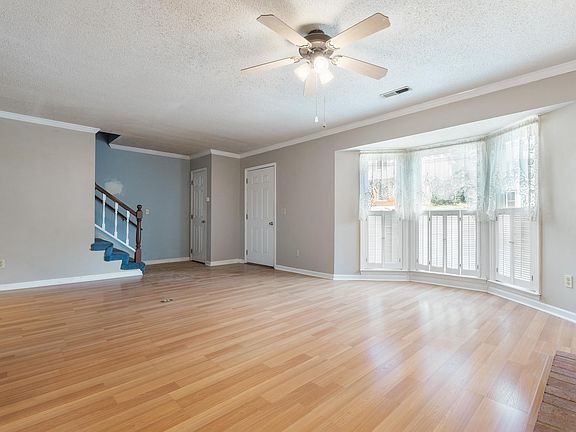 4th image of 2568 Chandalar Ln