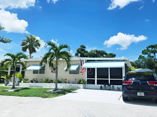 304 8th St, Nokomis, FL 34275