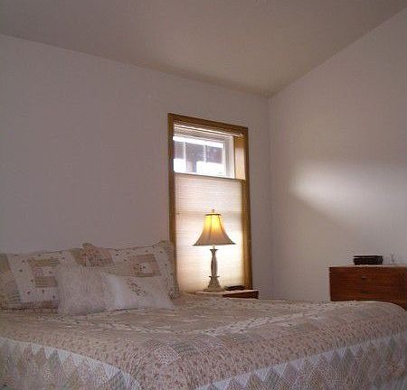 5th image of 752 West
