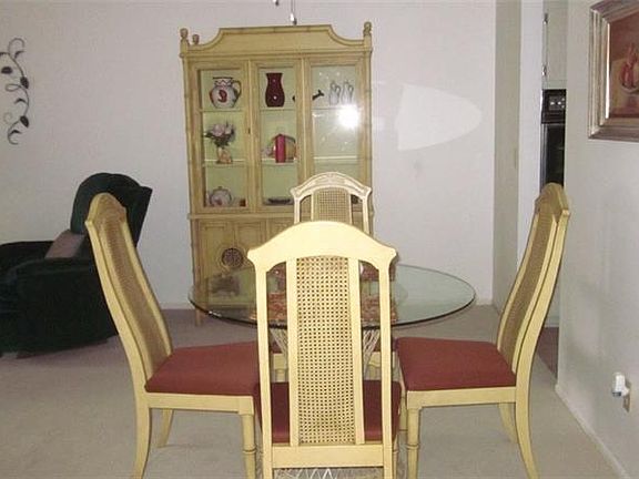 5th image of 2410 Franciscan Dr APT 4