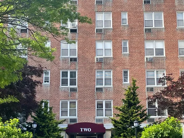 2 Sadore Ln APT 4D, Yonkers, NY 10710
