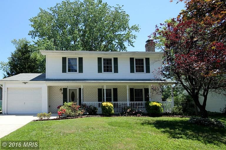 1st image of 947 Autumnwood Dr