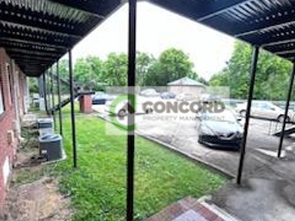 3rd image of 610 Fairmont St APT B