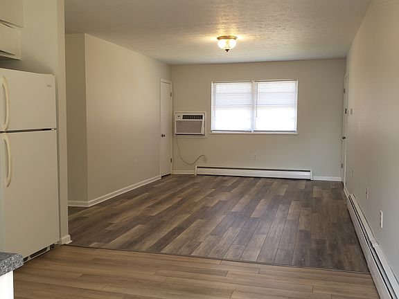 View of living g space from rear entrance.