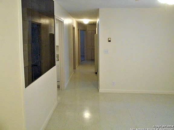 5th image of 123 Hartford Ave