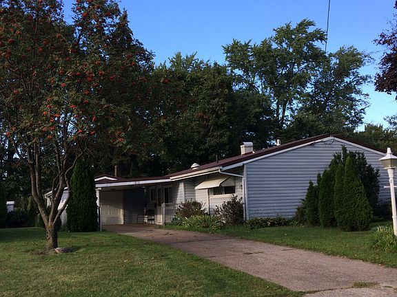 2nd image of 313 Forest Hills Dr