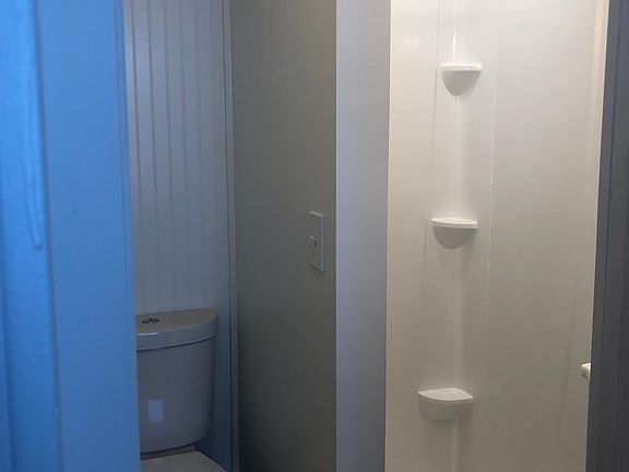 4th image of 716 Lee Ave APT B