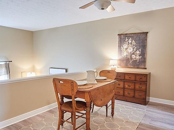 5th image of 37 Highpoint Dr #7-A