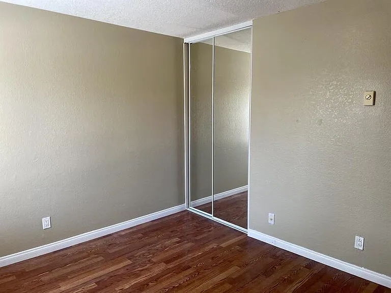 7380 Park Ridge Blvd #221 — Photo 7